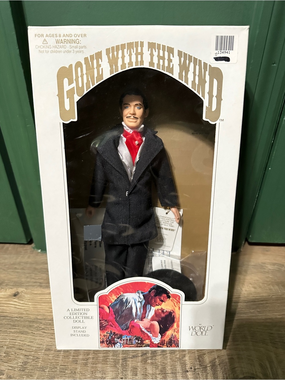 Gone With The Wind Collectible Doll - Rhett Butler Black Suit with Red Cravat